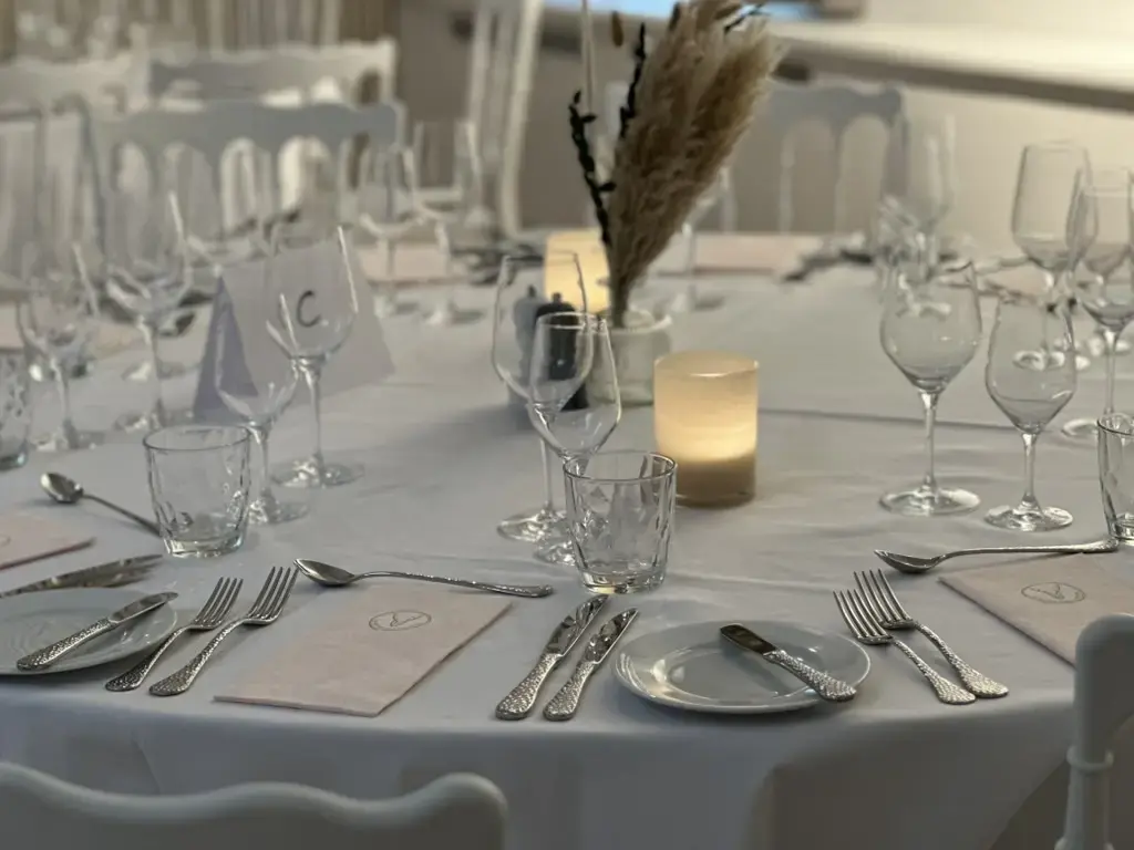 au repos des chasseurs, banquet, salle de banquet, restaurant bistronomique